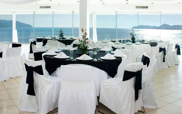 Amares Acapulco