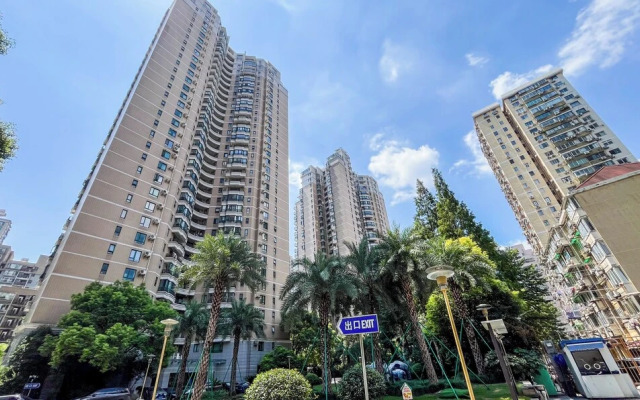 Tyms  3BR 2BA Apt Near Metro