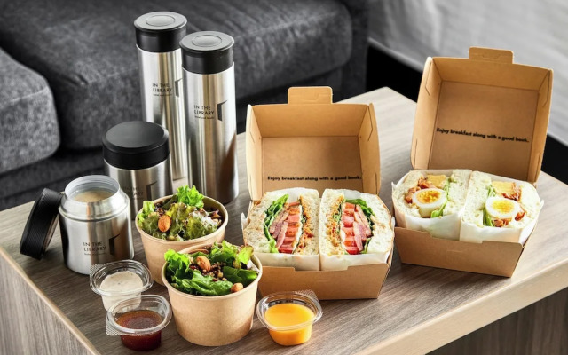 IN THE LIBRARY hotel and books TOKOROZAWA