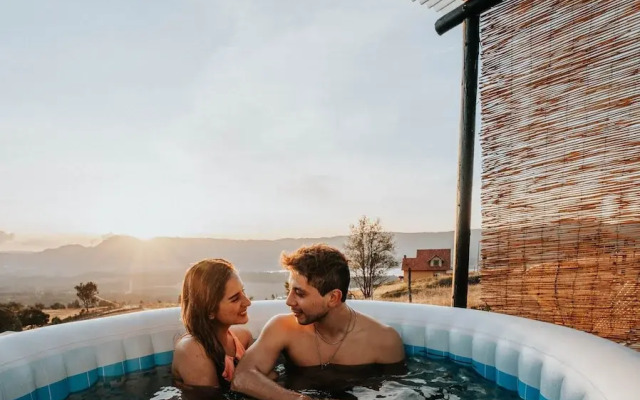 Bajo el Cielo Glamping