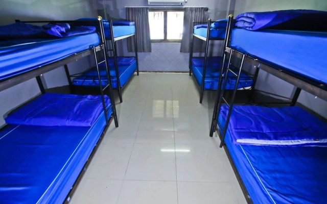 Saparote Hostel