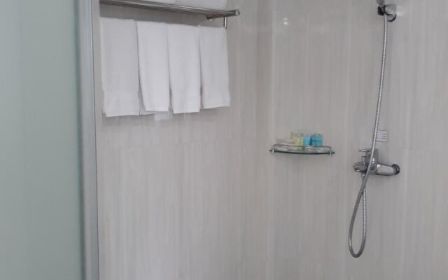 Star Max Hotel