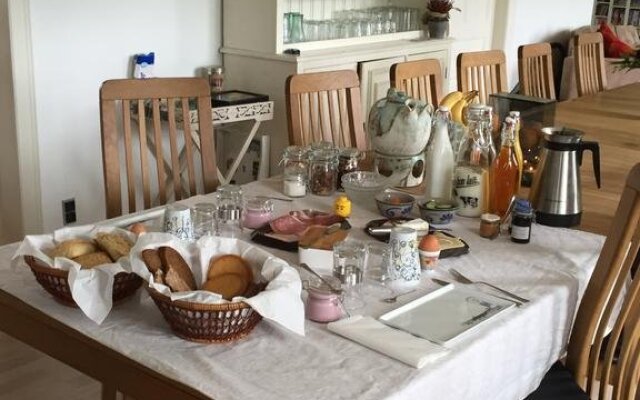 ERJO Bed&Breakfast