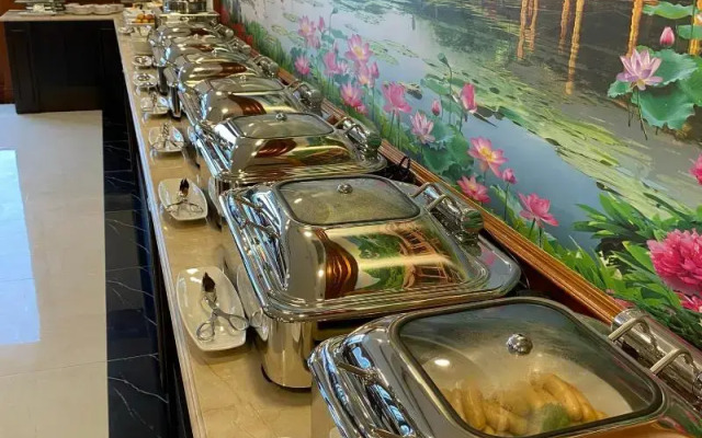 Santa Luxury Hotel