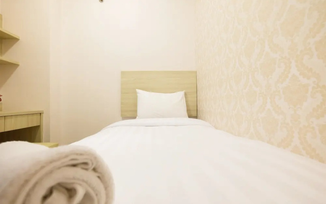 Easy Access to Mall Green Pramuka Apartment