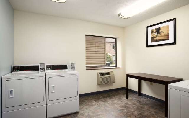 Days Inn by Wyndham Middletown