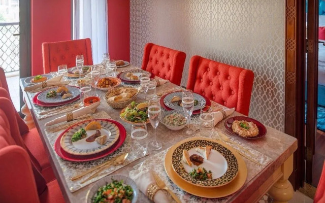 Dream Inn Dubai - Old Town Miska