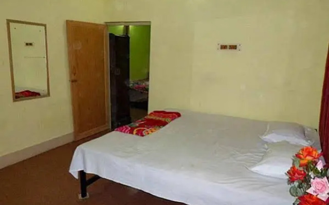 Chaya Neer Guest House
