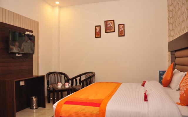 OYO Rooms Hotel Lane 2