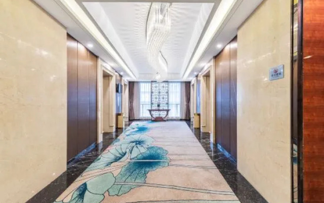 Senberstan Tianyi Hotel