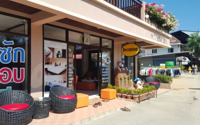 Panupong Hotel