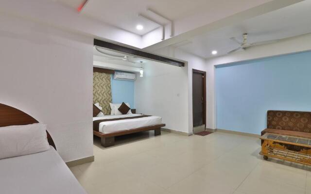 Hotel Mukund Palace