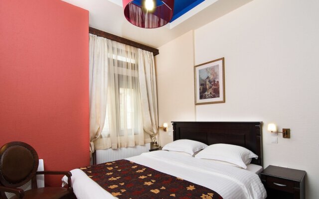 Arktos Suites