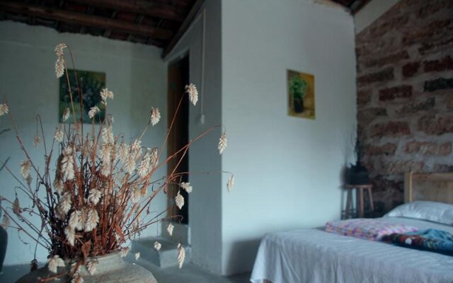 Beihai Weizhou Island See Gull Inn