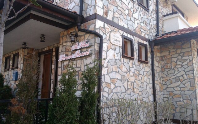 Kentavar apartments