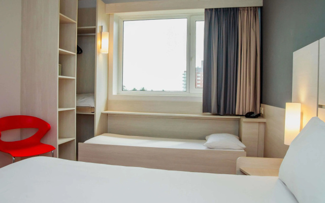 Hotel ibis Montevideo Rambla