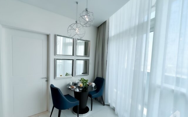 Cozy 1b With Balcony in Business Bay