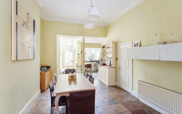James Joyce Suite by 5STARSTAY