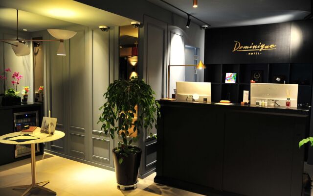 Dominique Hotel