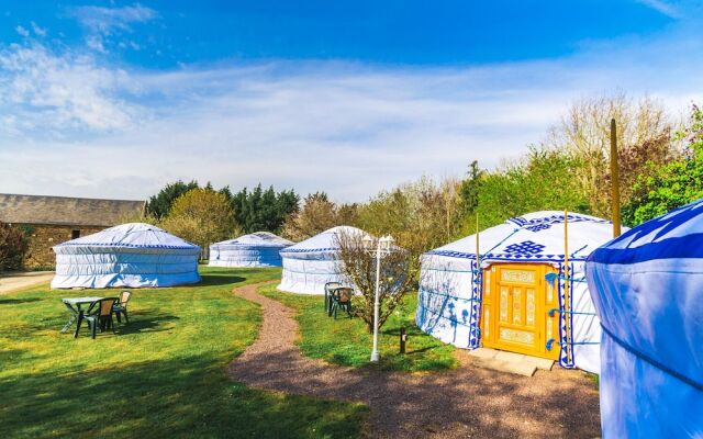 Les Yourtes à la Ferme des Epis