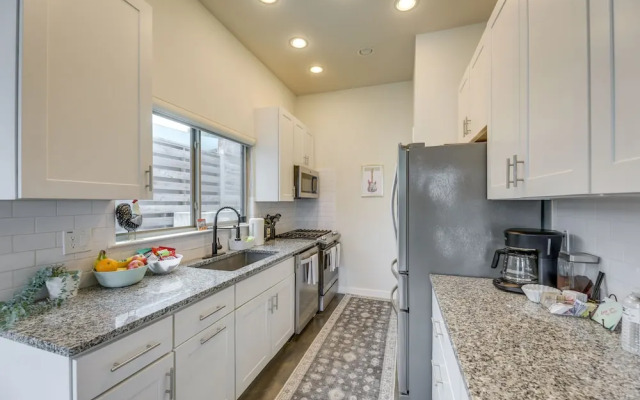 Modern Austin Vacation Rental w/ Covered Patio