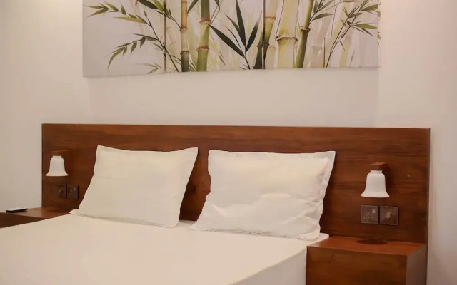 The Regent Grand Hotel - Galle Face