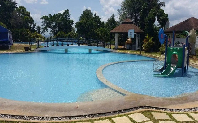 Amansinaya Resort