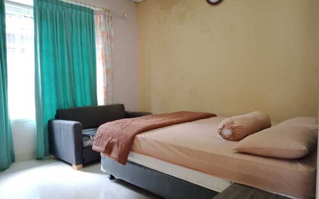 Villa Kota Bunga Azalea