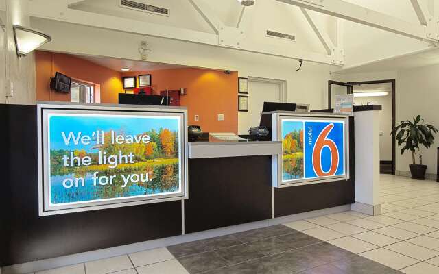 Motel 6 Piscataway, NJ