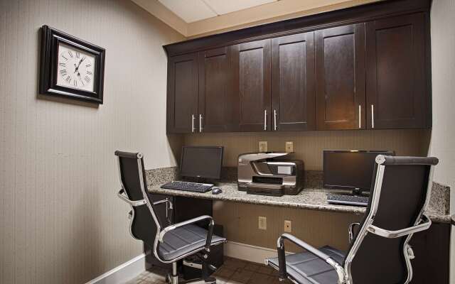 Best Western Plus Texarkana Inn & Suites