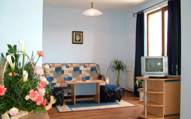 Family Hotel Emaly Bankya 1