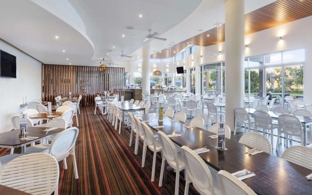 Ramada By Wyndham Marcoola Beach