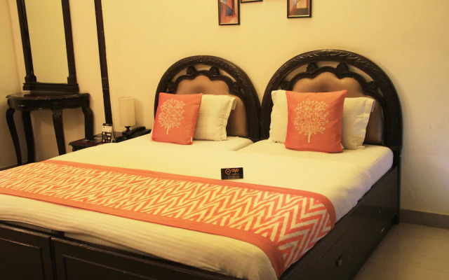 OYO Rooms Akashneem Marg II