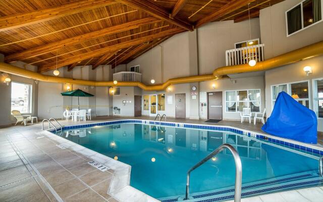 Comfort Inn & Suites Near University of Wyoming