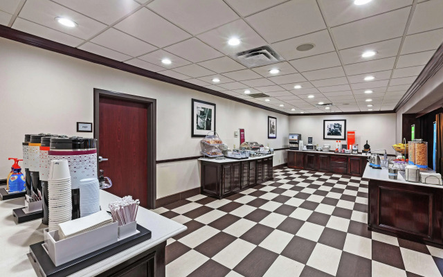 Hampton Inn & Suites Galveston