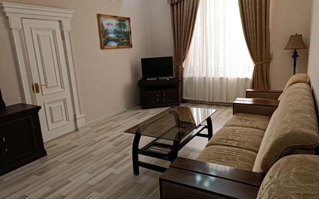 Jahon Palace