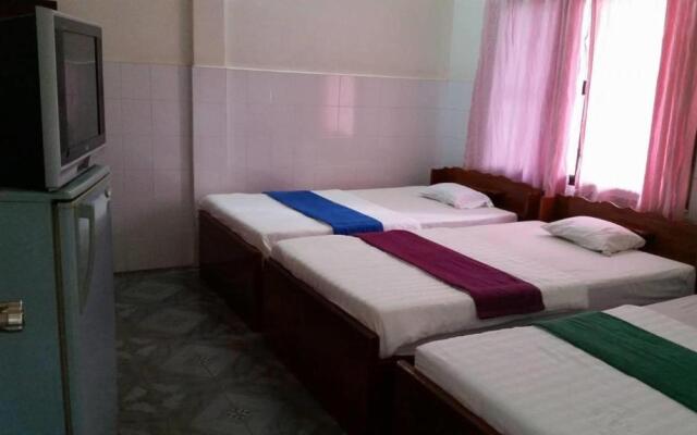 Chhaya Hotel