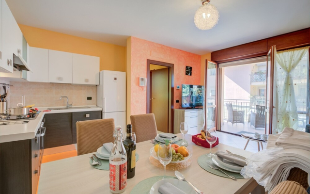 Montebello Apartment