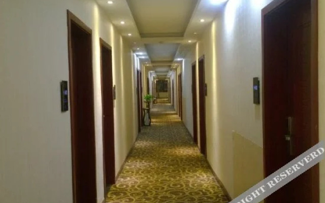 Yizhou Holiday Hotel