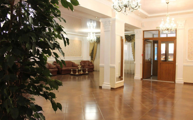 Hotel Kavkaz