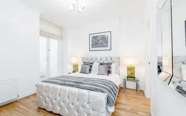 Earls Court Road Apartments