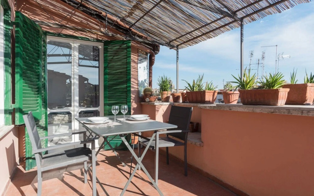 Piazza Navona Panoramic Penthouse