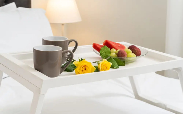 Eshel Suites