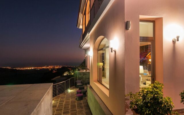 Majestic Villa Monte Leon