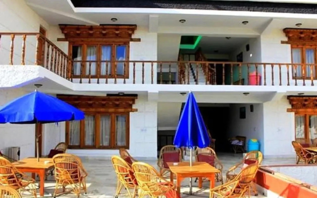 Hotel Holiday Ladakh