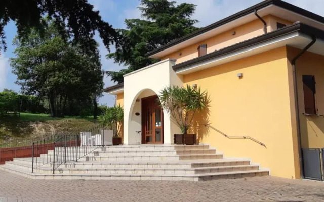 Villa Del Poeta