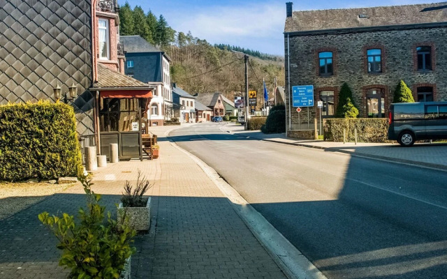 Suave Holiday Home in Vresse-sur-semois With Garden