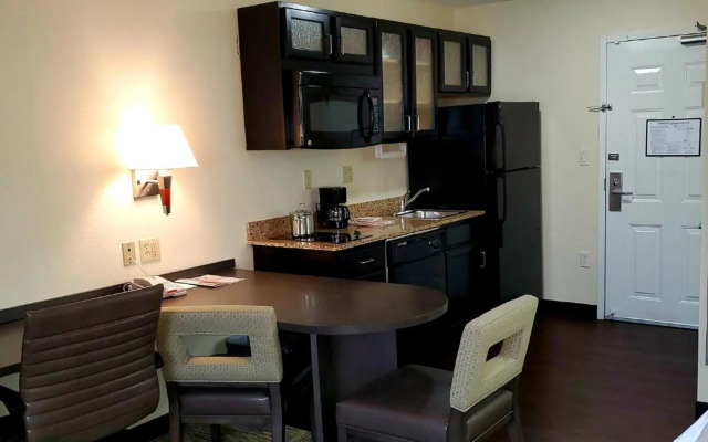 Candlewood Suites Houston Medical Center by IHG