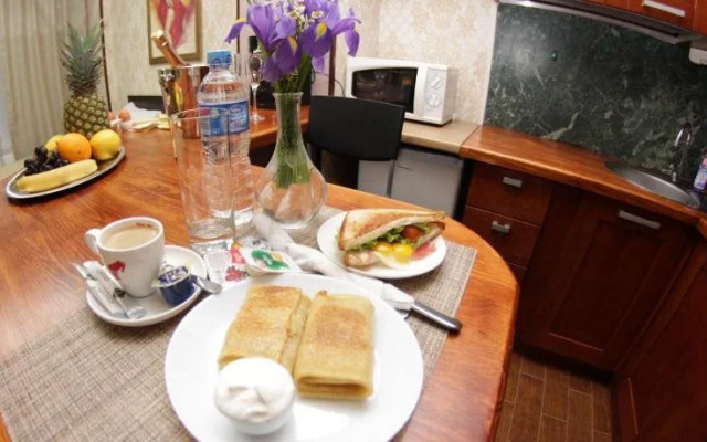 Отель Афина