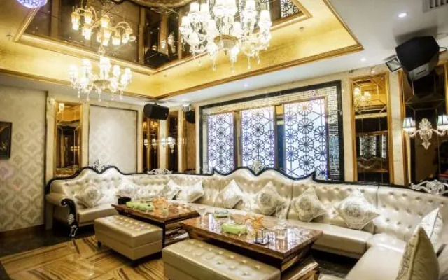 Mingzhi Hotel (South Station of three high-speed railway in Huizhou)